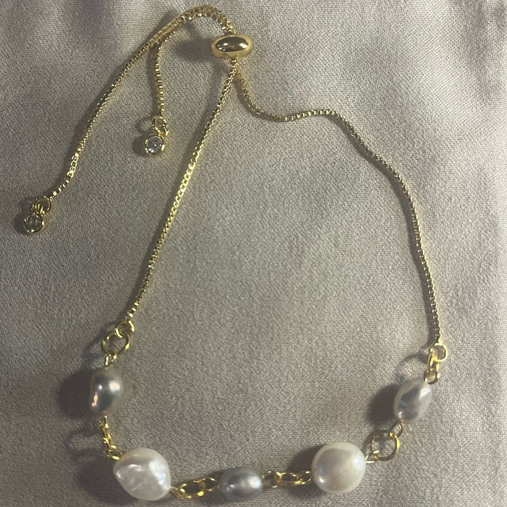 Natural Freshwater Pearl Adjustable Bracelet Handmade NWT Gold White